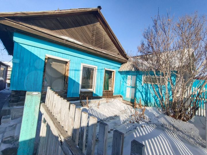 Дом 48 м² на участке 4 сот.