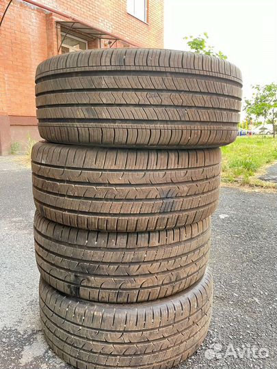 Cooper Adventurer Tour 235/45 R18 94