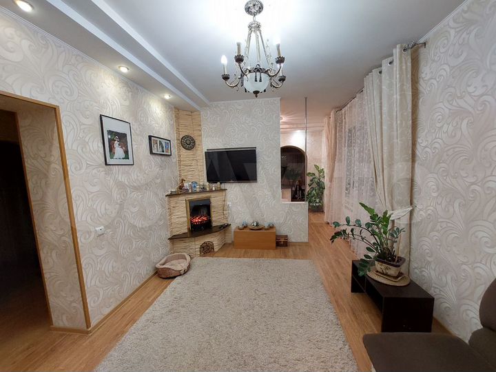 2-к. квартира, 67,5 м², 2/5 эт.