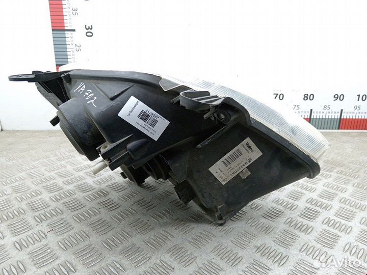 Фара передняя для Opel Meriva A 93321052