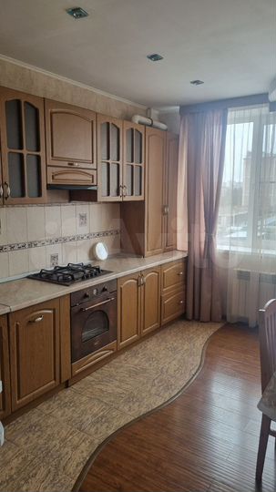 2-к. квартира, 60 м², 4/5 эт.