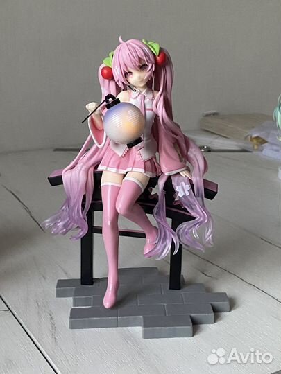 Фигурка Сакура Мику AMP