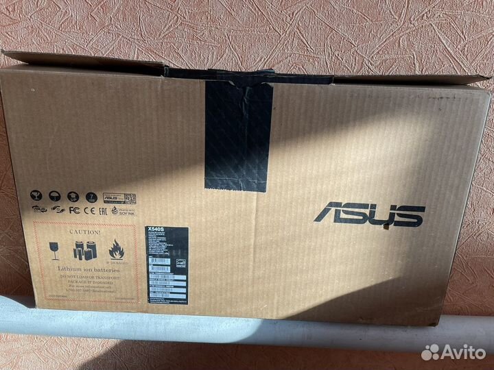 Ноутбук asus