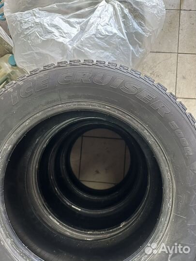 Bridgestone Ice Cruiser 5000 205/65 R16