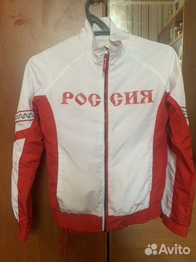 Спортивный костюм женский