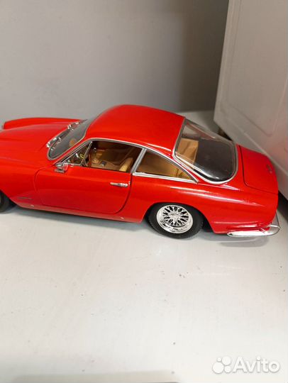 Ferrari 250GT Berlinetta Lusso 1:18