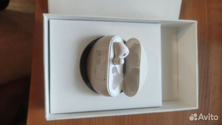 Huawei freebuds 3 левый наушник + кейс