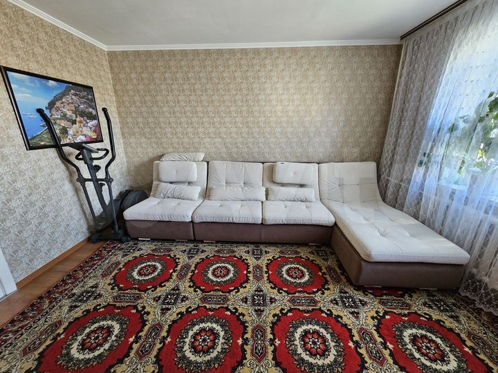 3-к. квартира, 60 м², 6/12 эт.