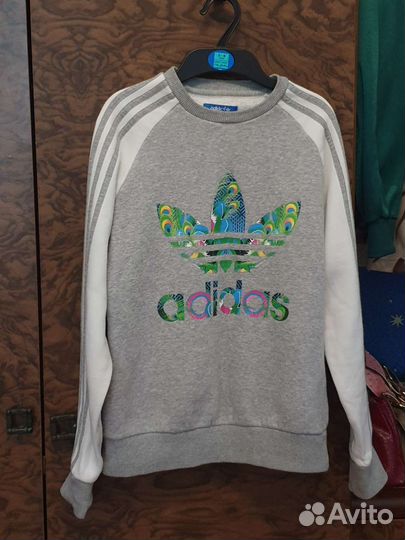 Свитшот adidas