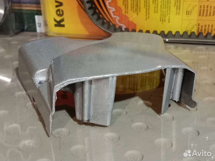 Крышка ведущей звезды на мопед