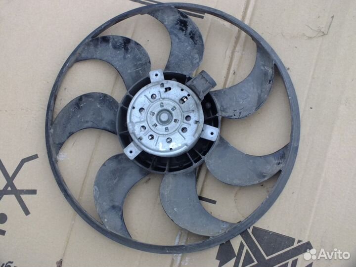 Моторчик вентилятора Renault Logan