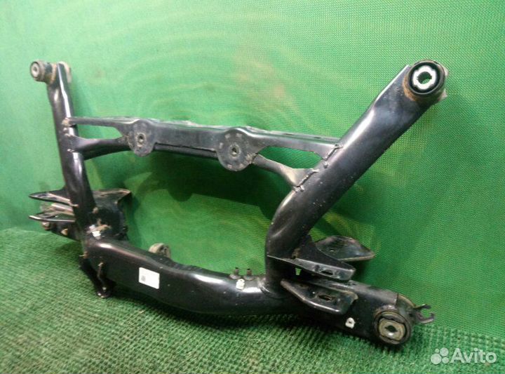 Подрамник задний Audi Q3 Quattro 8UB cczc