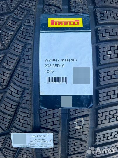 Pirelli Winter Sottozero 240 Serie II 295/35 R19 100V