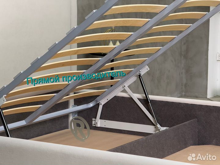 Кровать двухспальная