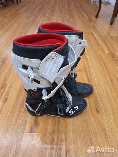 Мотоботы Leatt GPX 5.5 FlexLock