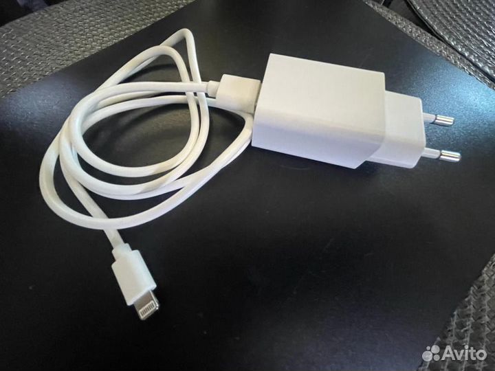 Зарядка на iPhone