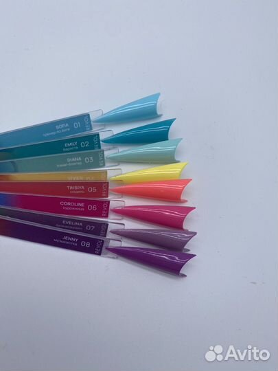 Гель-лаки, гели, топы для маникюра