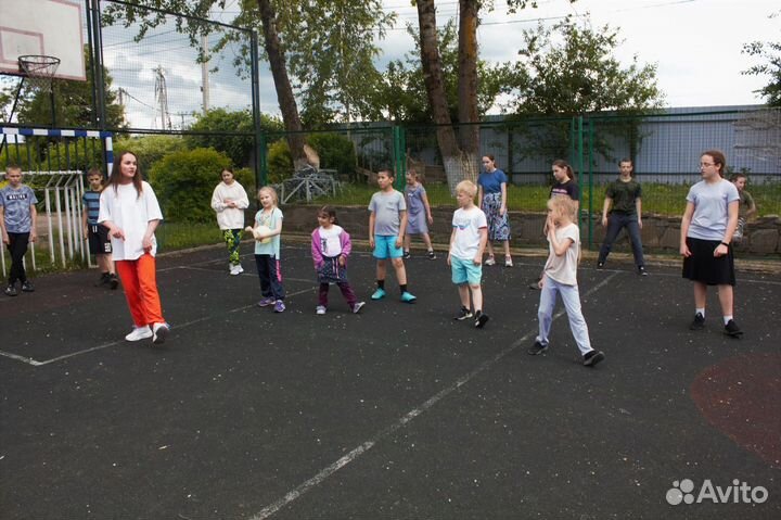 Преподаватель танцев для детей и взрослых\танцор