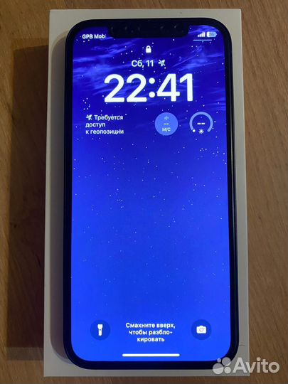 iPhone 12, 64 ГБ