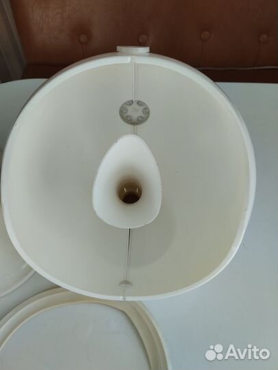 Прибор электрический для прогревания горла