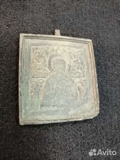 Старинная литая икона 