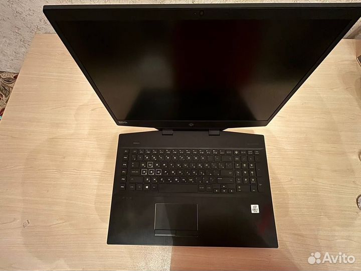 HP Omen 17-cb1034ur