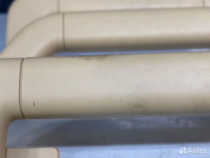 Потолочная ручка Volkswagen Touareg 7L AXQ/4 2006