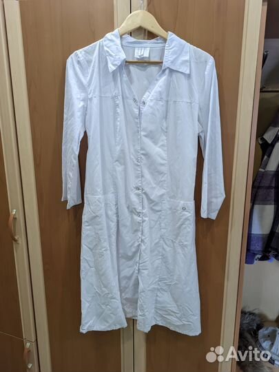 Медицинские халаты рабочие женские б/у размер 48