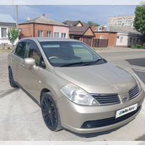 Nissan Tiida Latio 1.5 AT, 2005, 411 000 км, с пробегом, цена 525 000 руб.