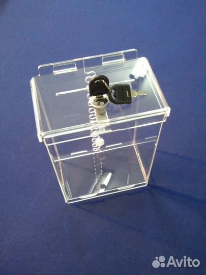 Подставки из оргстекла,лазерная резка и гравировка