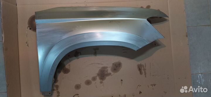 Крылья передние Taos