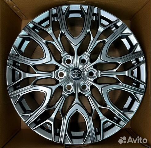 Кованые диски на Lexus Лексус LX 600 R24