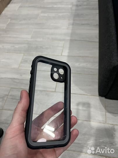 Чехол на iPhone 13