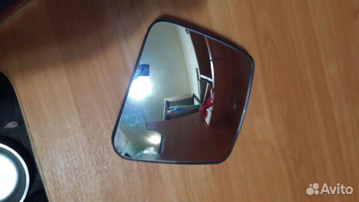 Зеркало Вольво FL