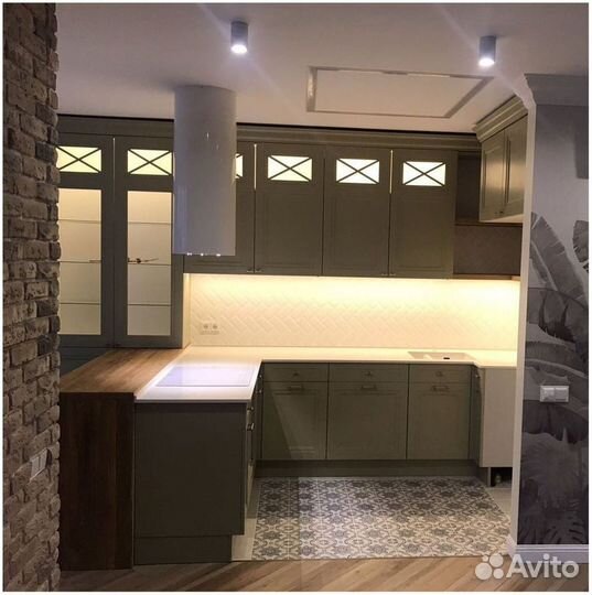 Кухонный гарнитур классика