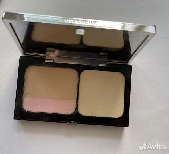 Givenchy пудра