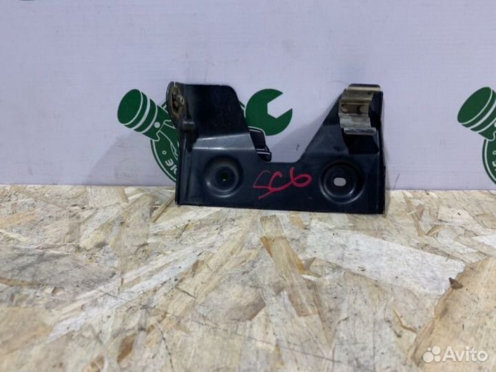 Кронштейн Scania 6