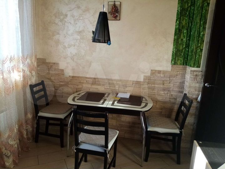 2-к. квартира, 40 м², 10/17 эт.