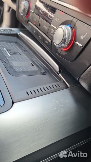 Беспроводная зарядная пластина для Audi