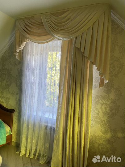 Шторы с ламбрекеном и тюль
