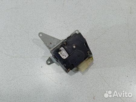 Моторчик заслонки печки