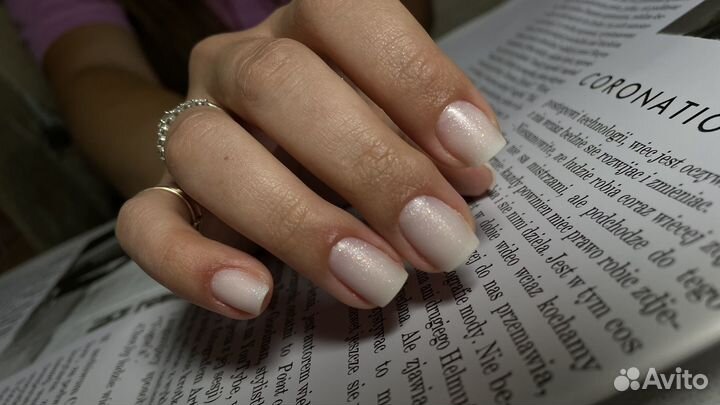 Наращивание ногтей, педикюр