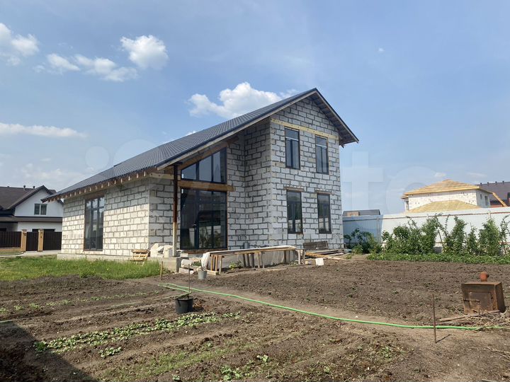 Коттедж 151 м² на участке 10 сот.