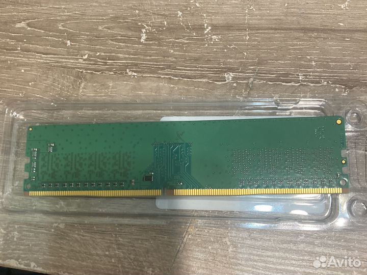 Оперативная память ddr4 8gb crucial 2400