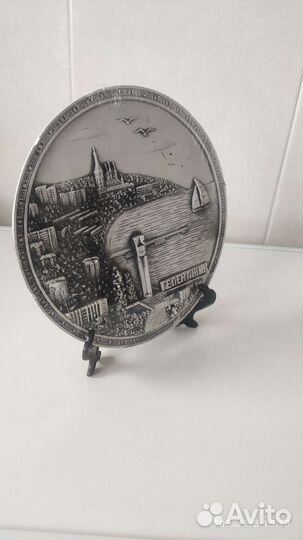 Тарелка декоративная для коллекции