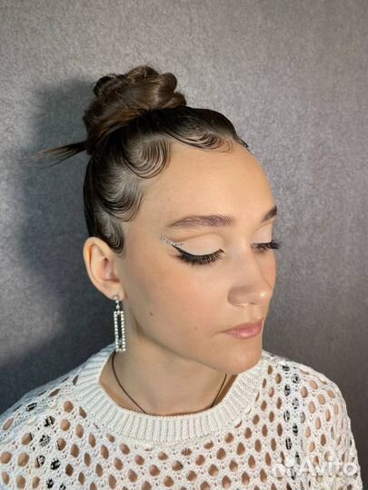 Свадебный стилист / прически / укладки