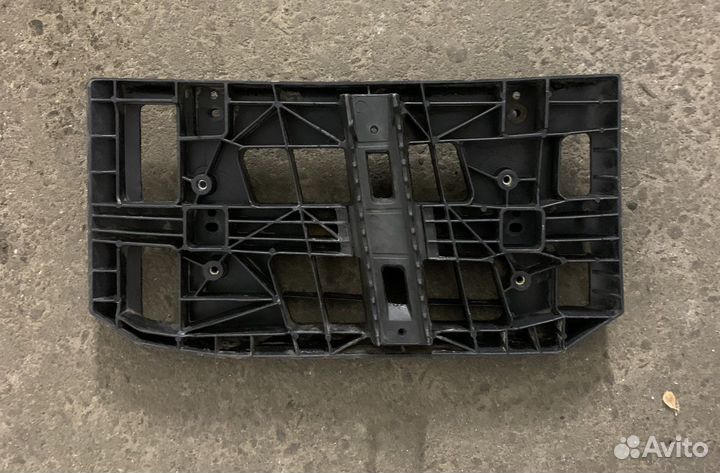 Основание подножки саn AM 705011542