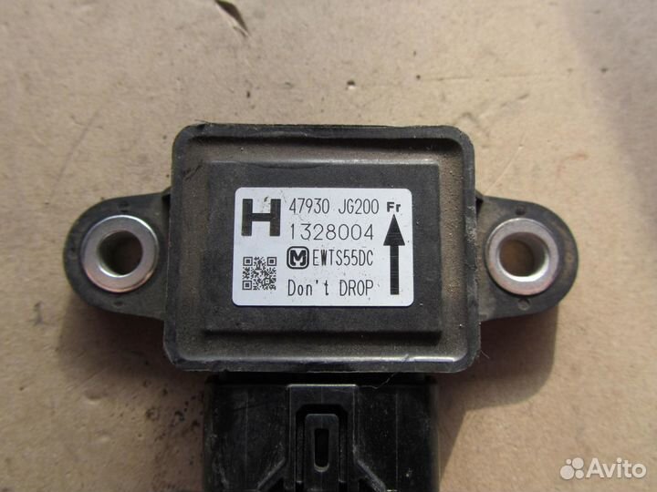 Датчик ускорения Infiniti Nissan 47930jg200