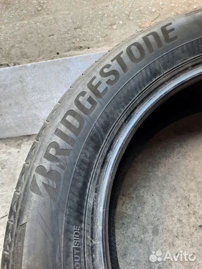 Bridgestone Alenza 001 225/60 R18