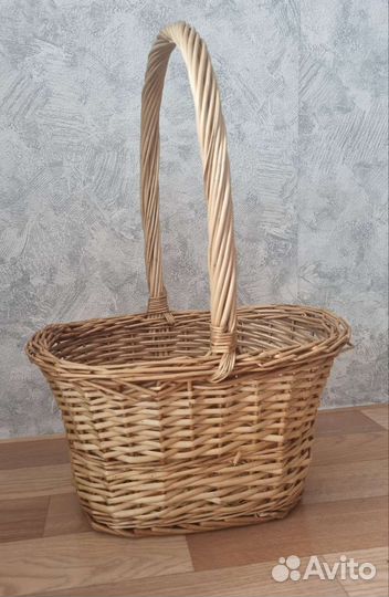 Корзина плетеная